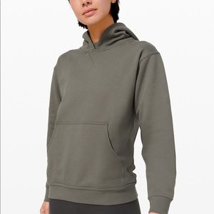 Lululemon sweatshirt!!